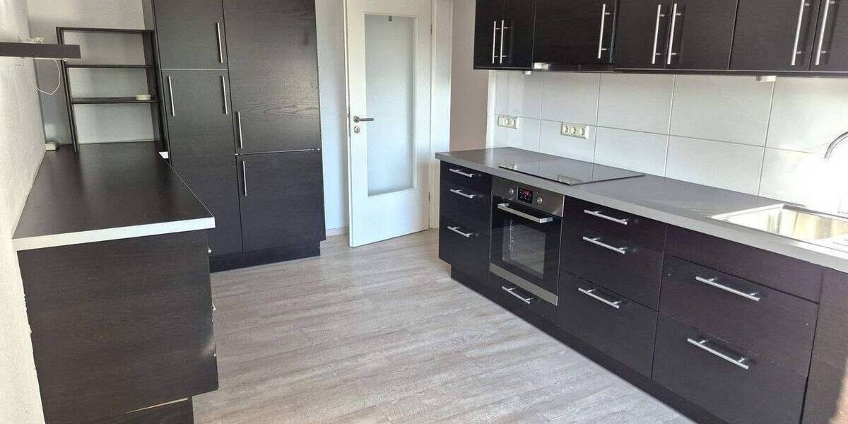 Gemütliche 4 Zimmer Wohnung mit großem Süd-Balkon in Innenstadtlage! 4 zimmer