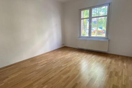Wohnung Weißwasser (Oberlausitz) - 1 Zimmer, 38 m&sup2;, 240&euro; | Angebot:24768005
