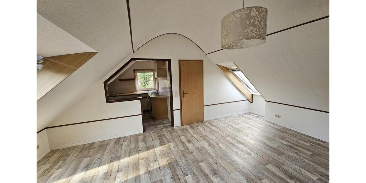 Schnuckelige Dachgeschosswohnung in ruhiger Wohnlage - Luftkurort Bad Bederkesa 1 zimmer