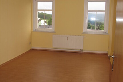 Drei-Zimmer-DachWohnung in ruhiger Lage mit guter Fernsicht
