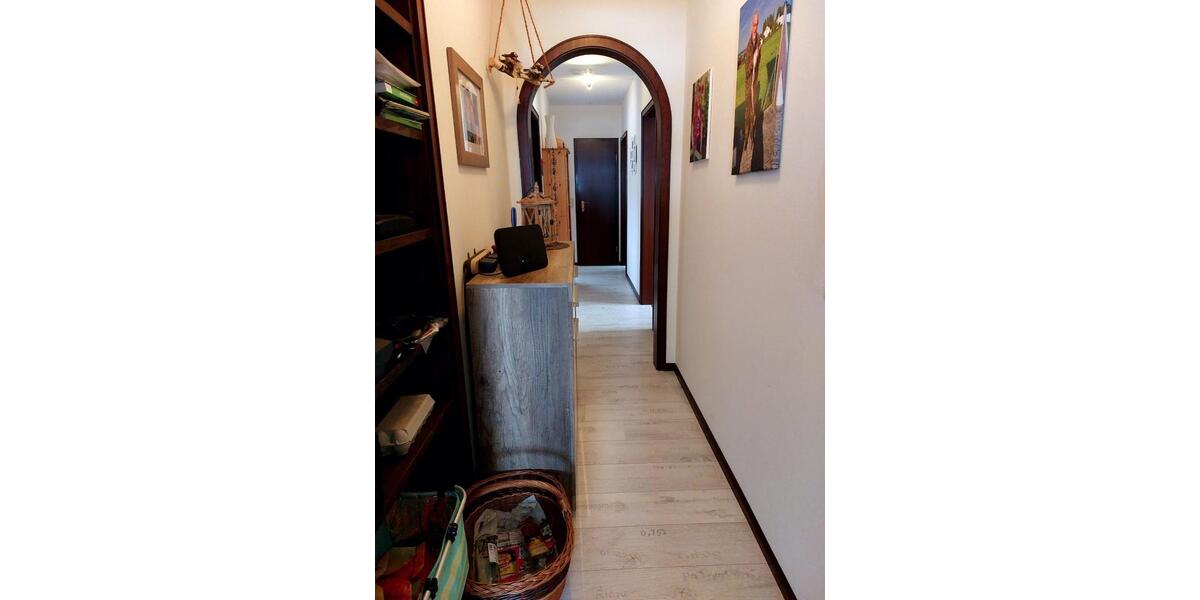 Etagenwohnung Homberg (Efze) - 4 Zimmer, 107 m&sup2;, 750&euro; | Angebot:24743065