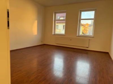 Etagenwohnung Bebra - 3 Zimmer, 80 m&sup2;, 700&euro; | Angebot:26024548