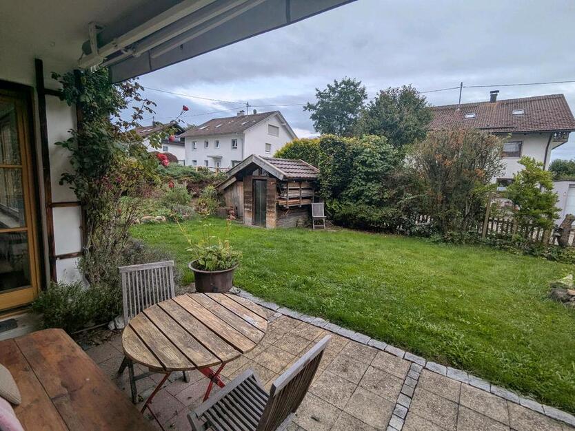 helle 2,5 Zimmer Wohnung befristet zu vermieten