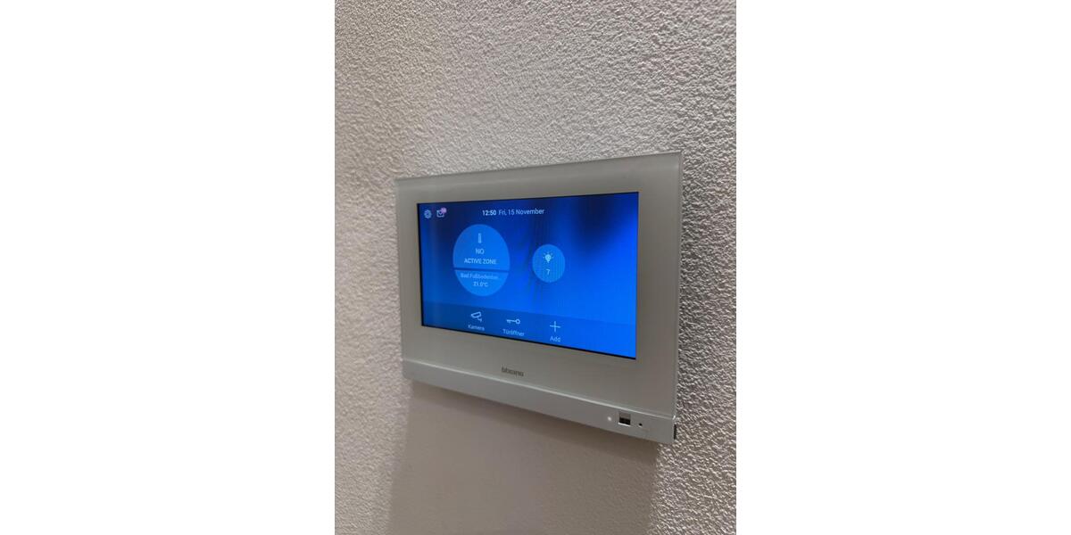 Dachgeschoßwohnung Straubing - 2 Zimmer, 92 m&sup2;, 1.100&euro; | Angebot:24748856