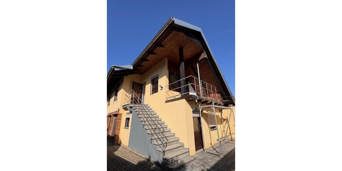 Dachgeschoßwohnung Breitengüßbach - 3 Zimmer, 63 m&sup2;, 690&euro; | Angebot:25274777