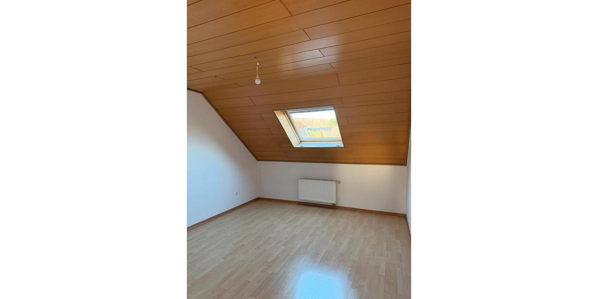 Dachgeschoßwohnung Lengerich - 1 Zimmer, 67 m&sup2;, 670&euro; | Angebot:25328034
