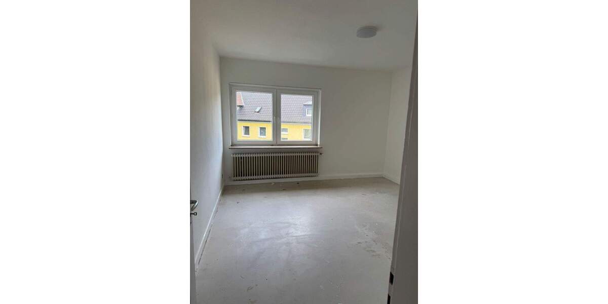 Etagenwohnung Essen Altendorf - 2 Zimmer, 66 m&sup2;, 500&euro; | Angebot:24566472