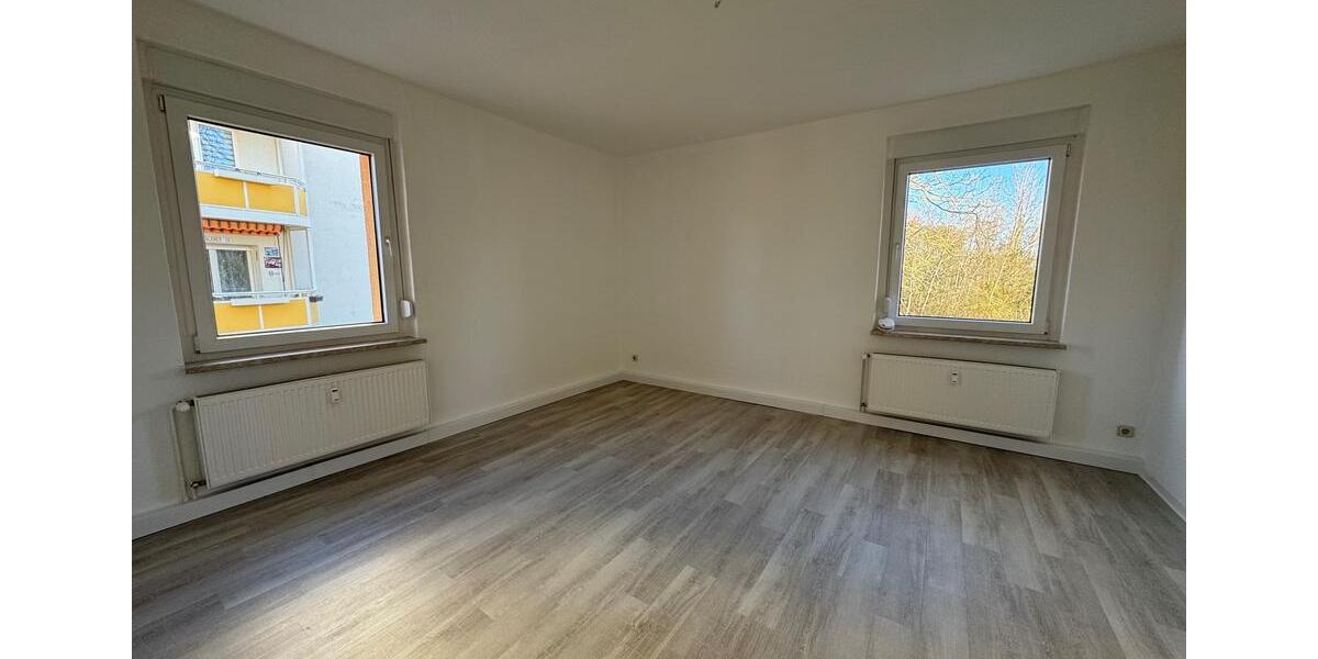 Etagenwohnung Nienburg (Saale) - 3 Zimmer, 63 m&sup2;, 450&euro; | Angebot:21269145