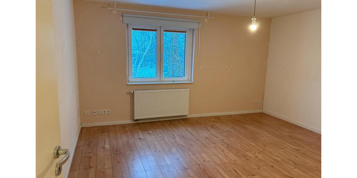 Doppelhaushälfte Flensburg Falkenberg - 5 Zimmer, 190 m&sup2;, 1.950&euro; | Angebot:24713173