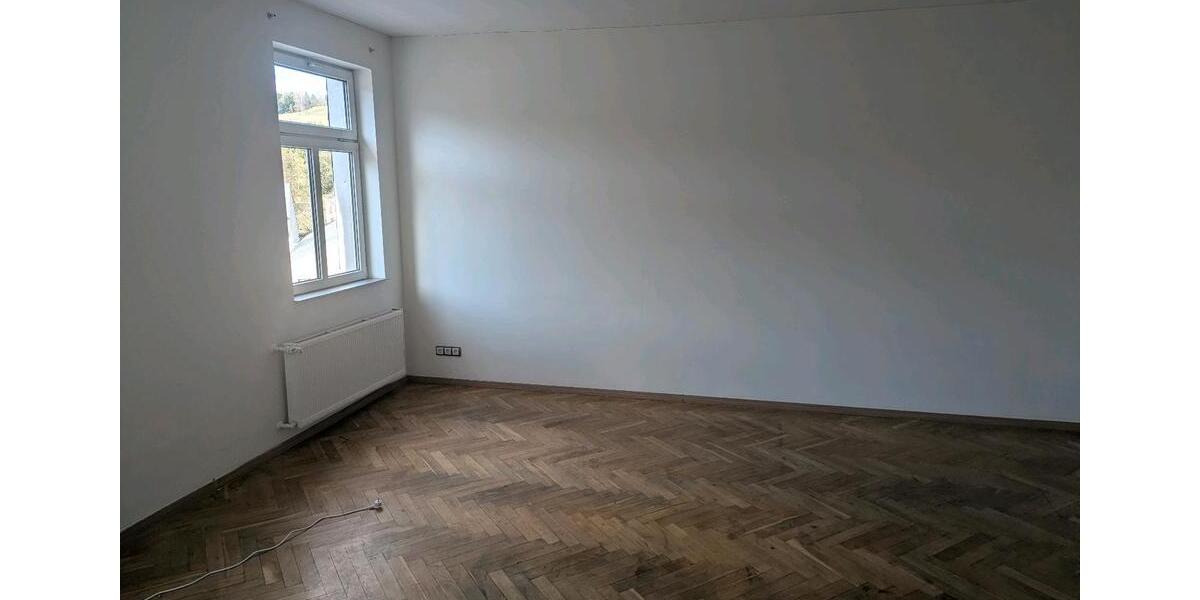 Dachgeschoßwohnung Annaberg-Buchholz Buchholz - 4 Zimmer, 110 m&sup2;, 650&euro; | Angebot:25971817