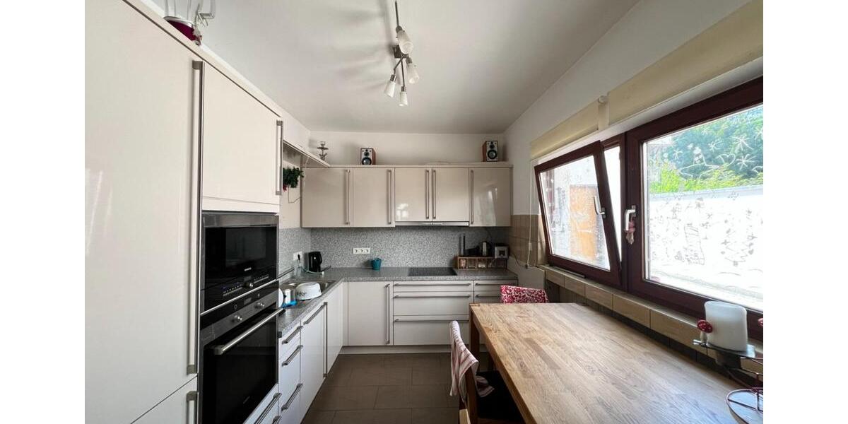 Wohnen auf Zeit Mönchengladbach - 10 Zimmer, 14 m&sup2;, 470&euro; | Angebot:24368667