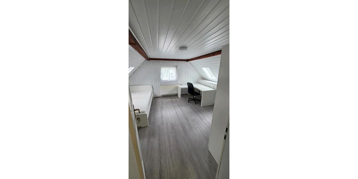 Wohnen auf Zeit Siegen Dillnhütten - 3 Zimmer, 350 m&sup2;, 380&euro; | Angebot:26537230