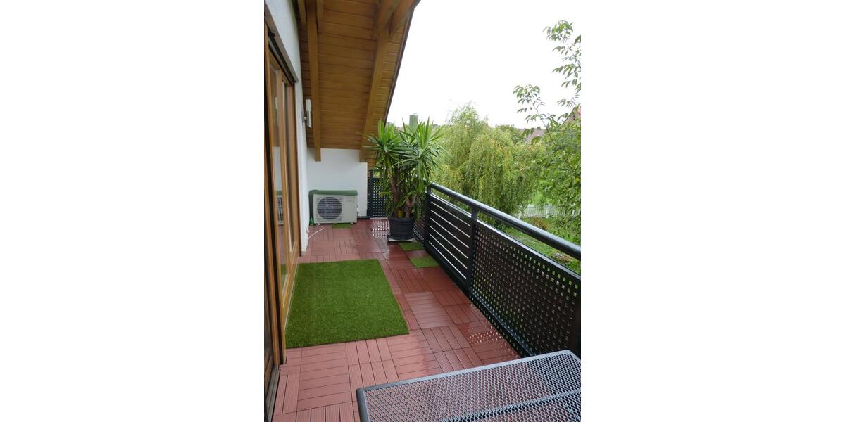 Dachgeschoßwohnung Veitsbronn - 2 Zimmer, 67 m&sup2;, 450&euro; | Angebot:24478801