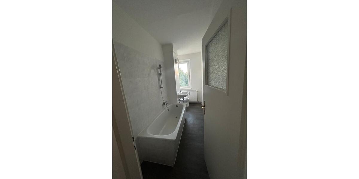 Etagenwohnung Guben - 2 Zimmer, 50 m&sup2;, 460&euro; | Angebot:26639734