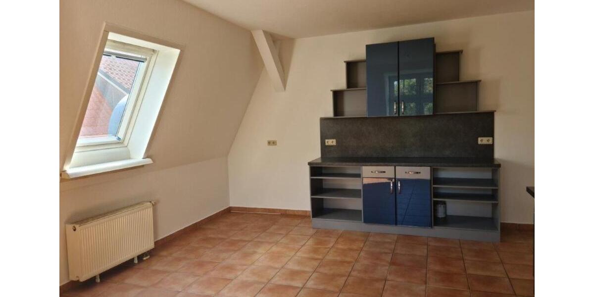 Dachgeschoßwohnung Forst (Lausitz) - 2 Zimmer, 85 m&sup2;, 587&euro; | Angebot:24853867