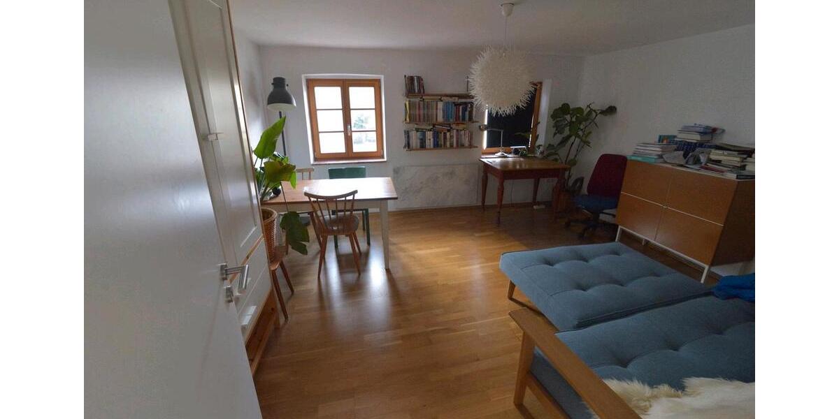 Zimmer in 2er WG für eine Person 3 zimmer