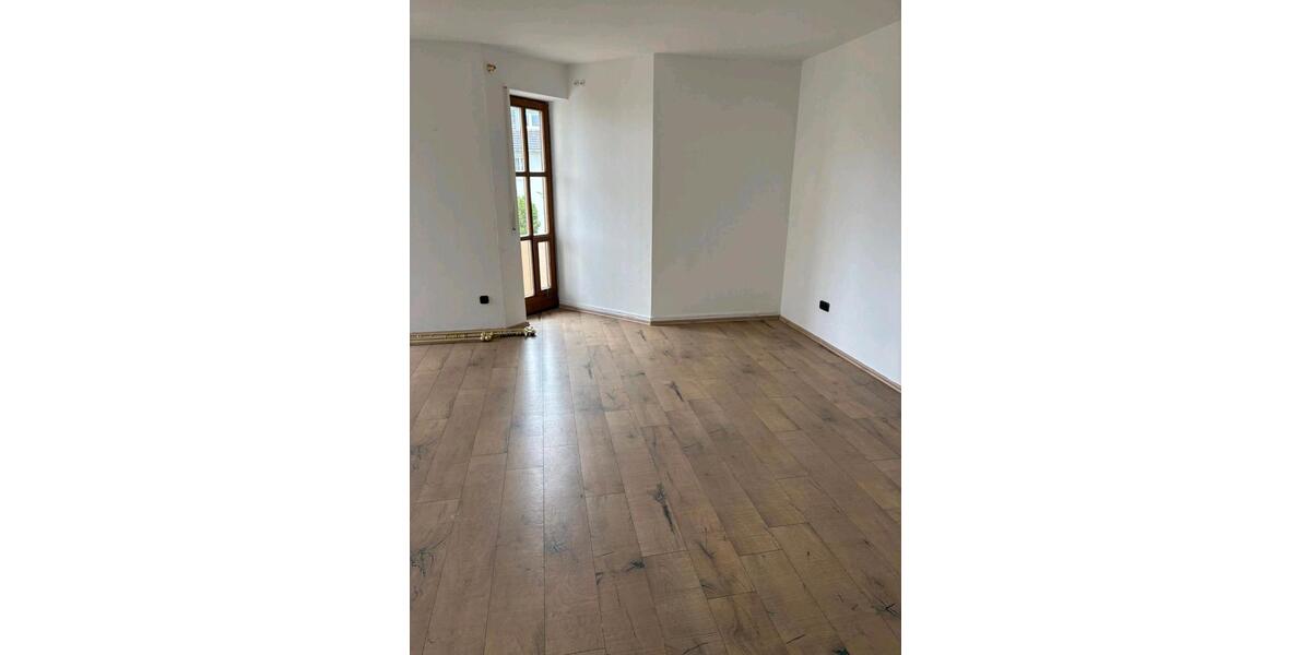 Erdgeschoßwohnung Ingolstadt Münchener Straße - 2 Zimmer, 200 m&sup2;, 1.850&euro; | Angebot:26580901