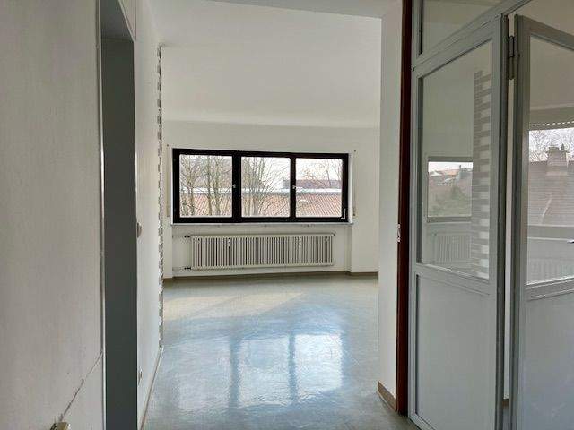 Etagenwohnung Gröbenzell - 2 Zimmer, 65 m&sup2;, 689&euro; | Angebot:25916381