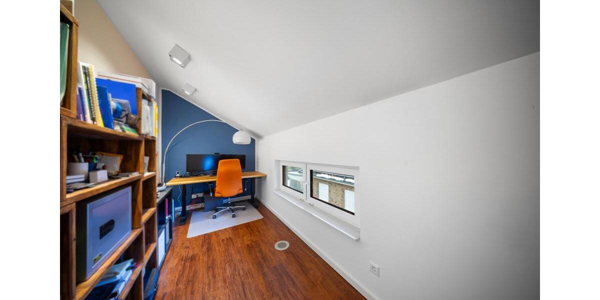 Einfamilienhaus Breiholz - 5 Zimmer, 168 m&sup2;, 2.100&euro; | Angebot:26574576