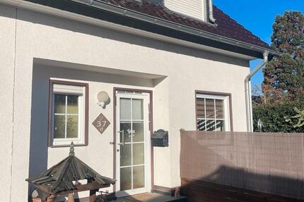 Haus Elsdorf - 4 Zimmer, 148 m&sup2;, 1.880&euro; | Angebot:25416619