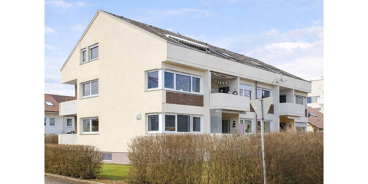 Etagenwohnung Süßen - 3 Zimmer, 90 m&sup2;, 1.100&euro; | Angebot:26150678