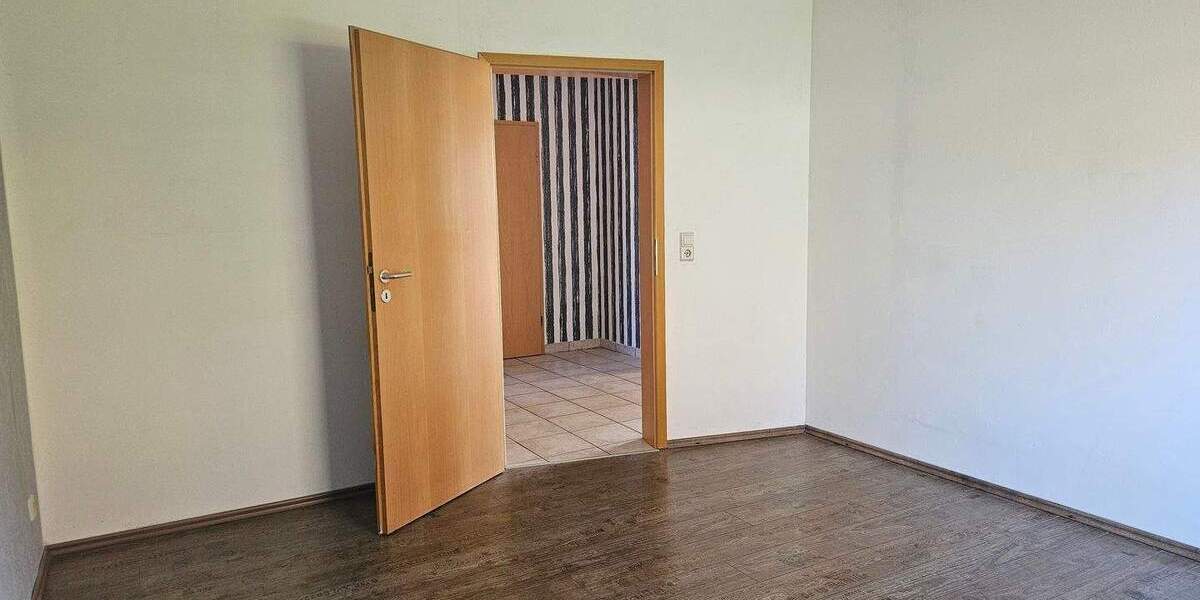Terrassenwohnung Hohenwestedt - 3 Zimmer, 90 m&sup2;, 850&euro; | Angebot:24401346
