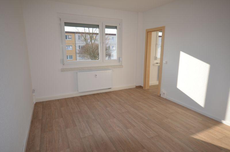 Erdgeschoßwohnung Riesa - 1 Zimmer, 26 m&sup2;, 165&euro; | Angebot:26627349