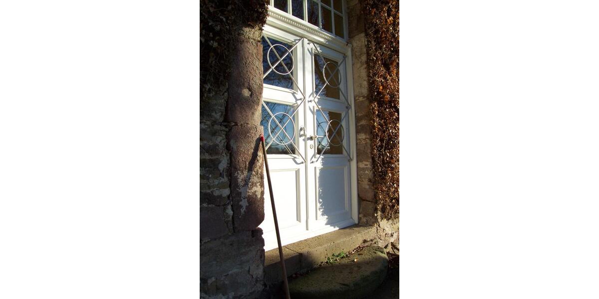 Wohnen auf Zeit Trendelburg - 3.5 Zimmer, 100 m&sup2;, 220&euro; | Angebot:25830747