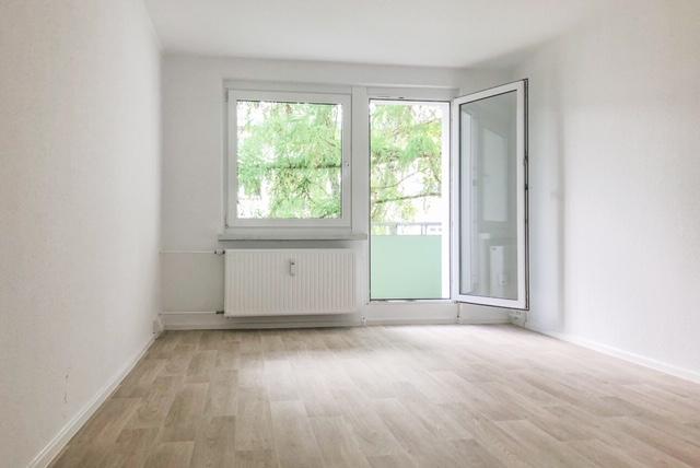 Dachgeschoßwohnung Chemnitz Helbersdorf - 3 Zimmer, 58 m&sup2;, 310&euro; | Angebot:26591536