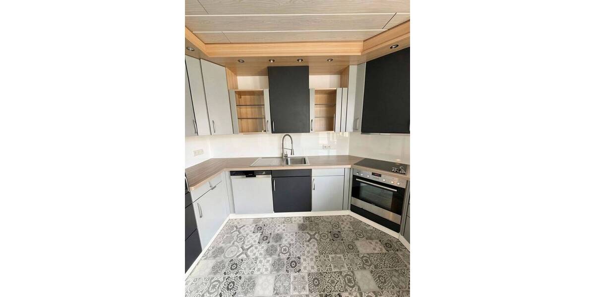 Etagenwohnung Erlangen Frauenaurach - 3 Zimmer, 117 m&sup2;, 1.400&euro; | Angebot:26092188