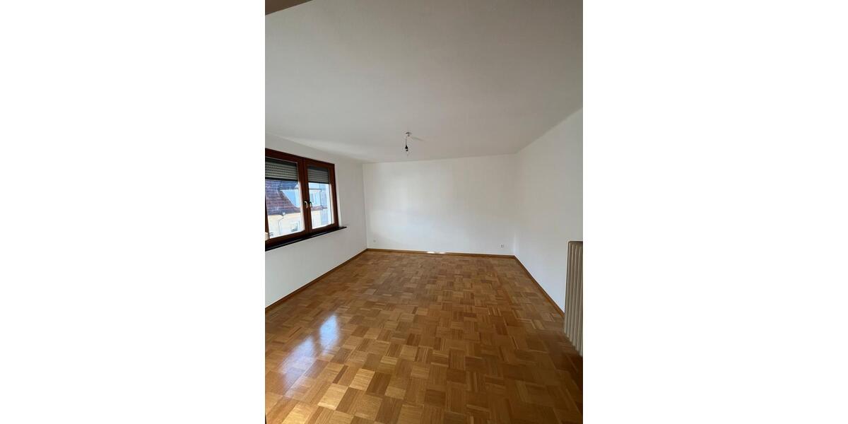 Reihenhaus Hechingen - 5 Zimmer, 90 m&sup2;, 1.100&euro; | Angebot:24977744