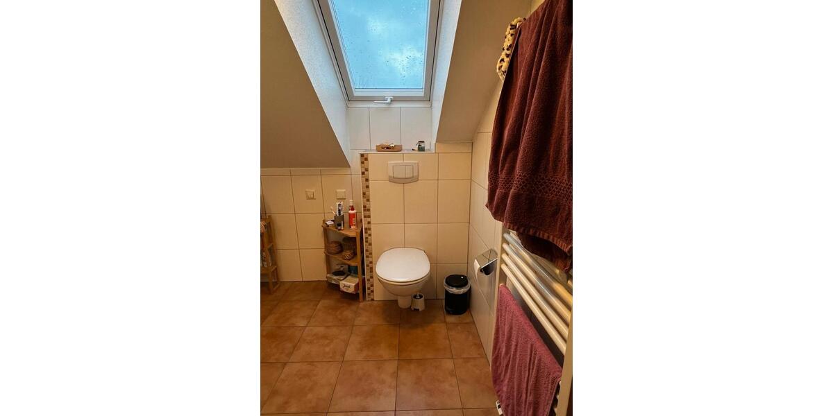 Dachgeschoßwohnung Hösbach - 2.5 Zimmer, 65 m&sup2;, 640&euro; | Angebot:26042049