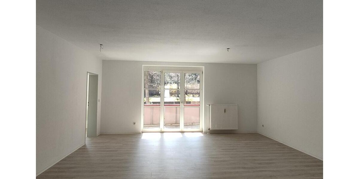 Etagenwohnung Plauen Alt Chrieschwitz - 4 Zimmer, 91 m&sup2;, 540&euro; | Angebot:26671103