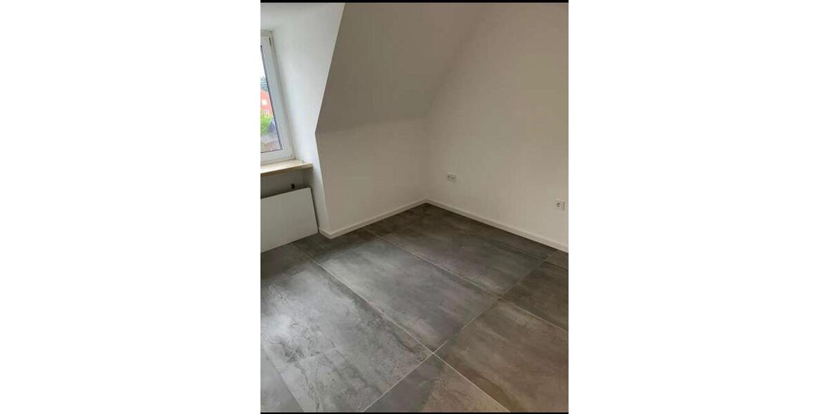 Dachgeschoßwohnung Augsburg Hochzoll - 2 Zimmer, 50 m&sup2;, 990&euro; | Angebot:25876487