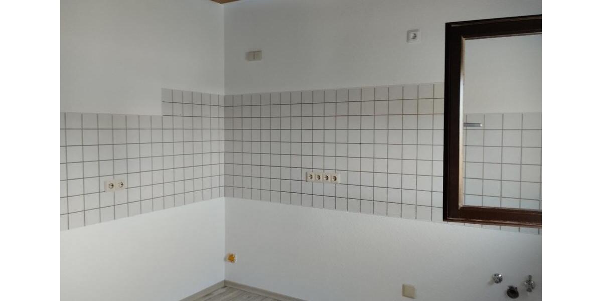 3 Zi + Küche ohne EBK Wohnung in Hüttigweiler 4 zimmer