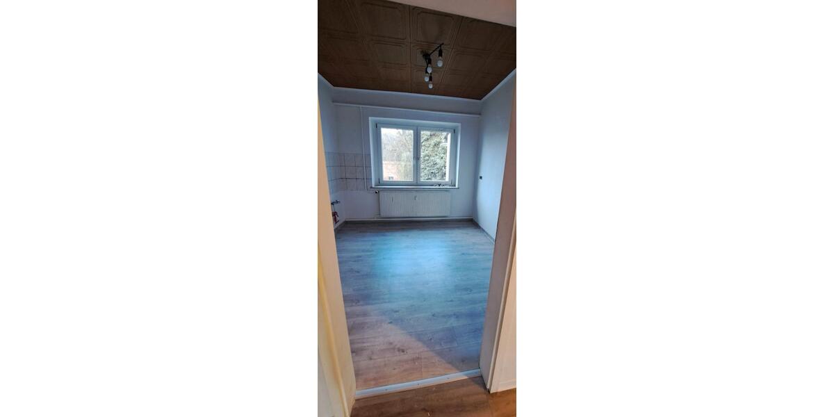 Etagenwohnung Kemberg - 3 Zimmer, 73 m&sup2;, 401&euro; | Angebot:26232719