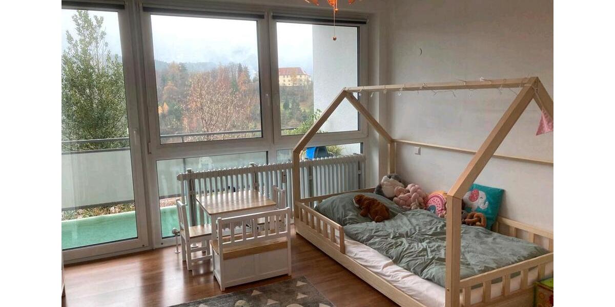 Hochparterre Neuenbürg - 3 Zimmer, 80 m&sup2;, 1.150&euro; | Angebot:26611946