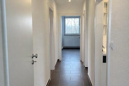 Gemütliche Dachgeschosswohnung 0126 renoviert 2 zimmer