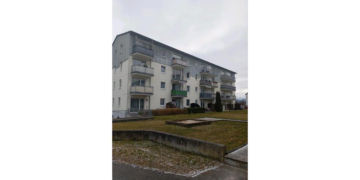 Etagenwohnung Zittau - 1 Zimmer, 68 m&sup2;, 341&euro; | Angebot:25044576