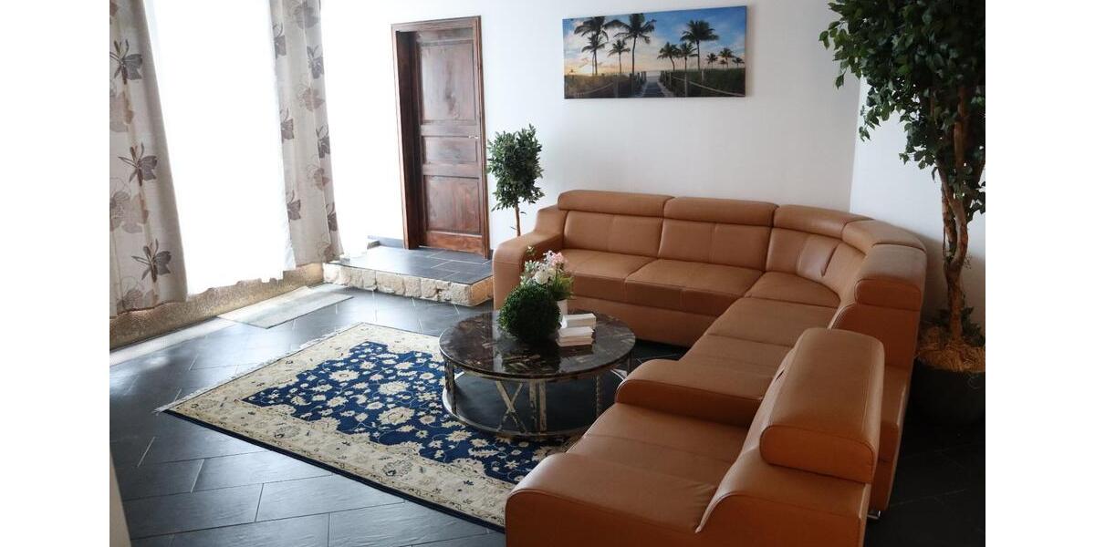 Etagenwohnung Hannover Vahrenwald-List - 4 Zimmer, 129 m&sup2;, 600&euro; | Angebot:25919880