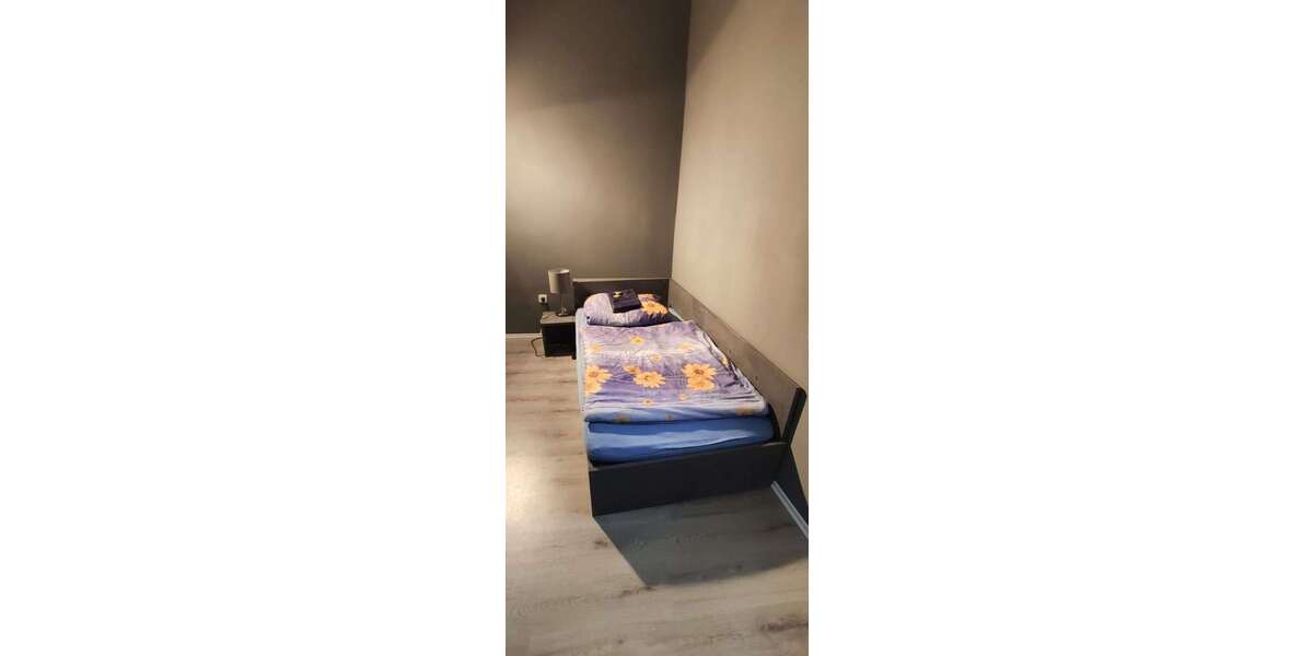 Etagenwohnung Fürth Eigenes Heim - 1 Zimmer, 12 m&sup2;, 340&euro; | Angebot:27043174