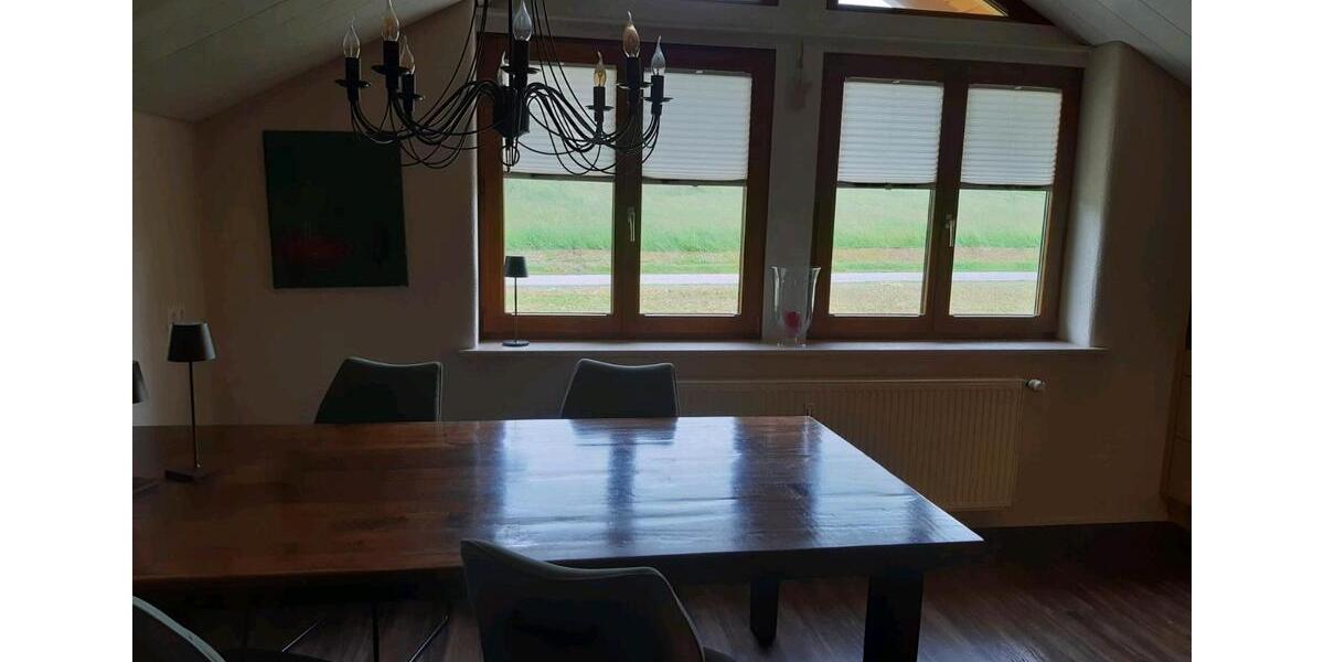 Dachgeschoßwohnung Oberreute - 3 Zimmer, 115 m&sup2;, 990&euro; | Angebot:25842102