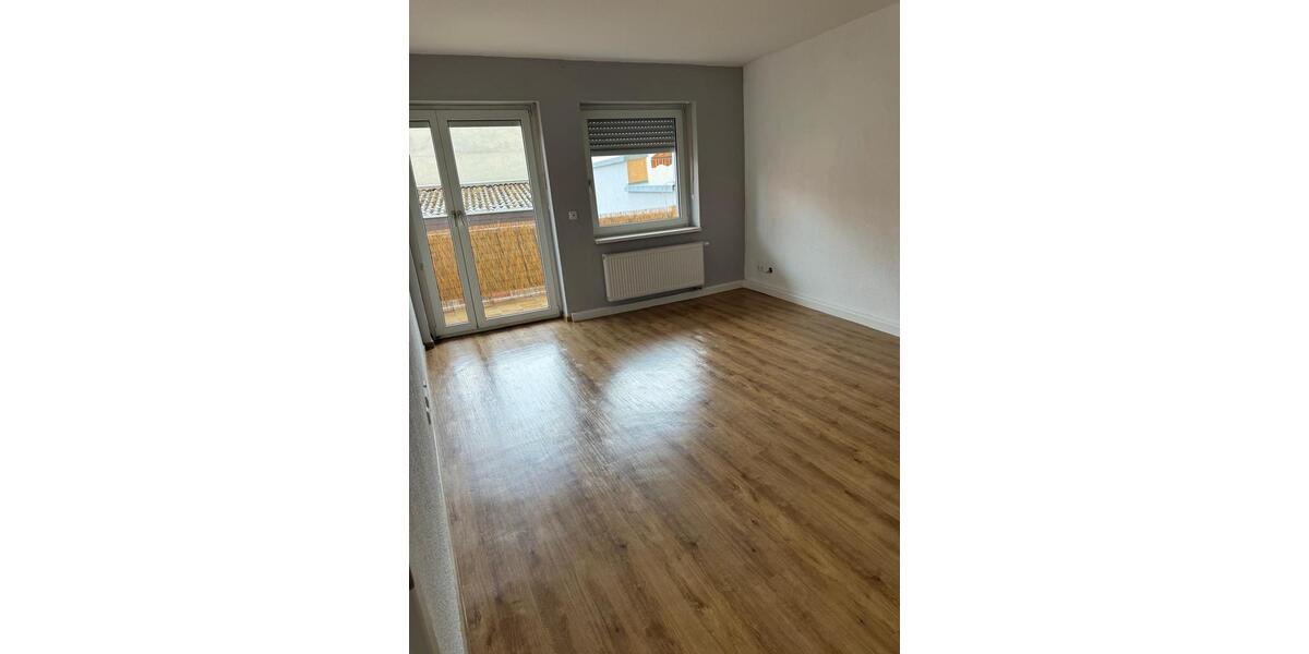 Etagenwohnung Gießen Anneröder Siedlung - 3 Zimmer, 77 m&sup2;, 990&euro; | Angebot:25218276