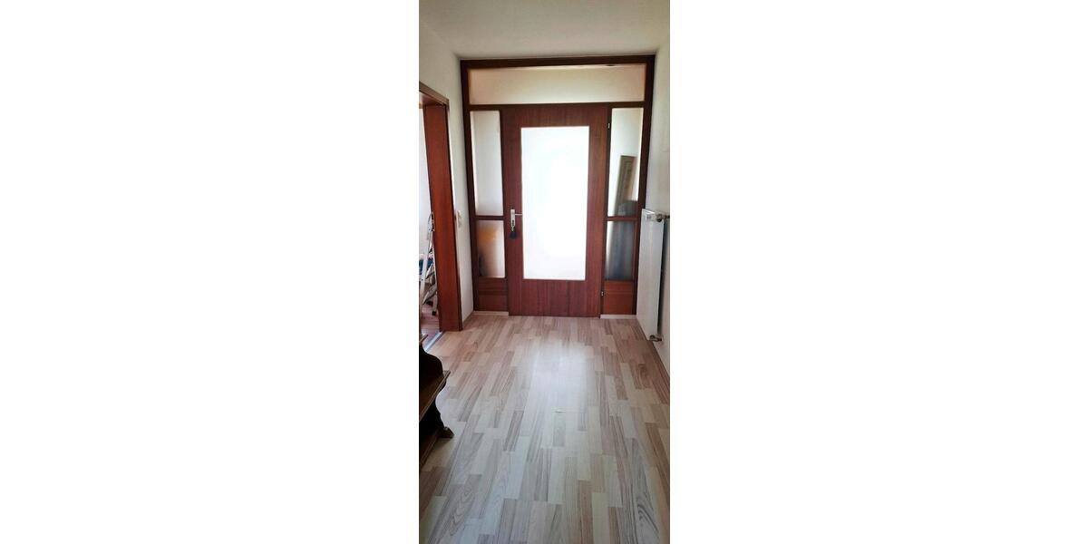 Erdgeschoßwohnung Kehl - 3 Zimmer, 94 m&sup2;, 1.000&euro; | Angebot:25083215