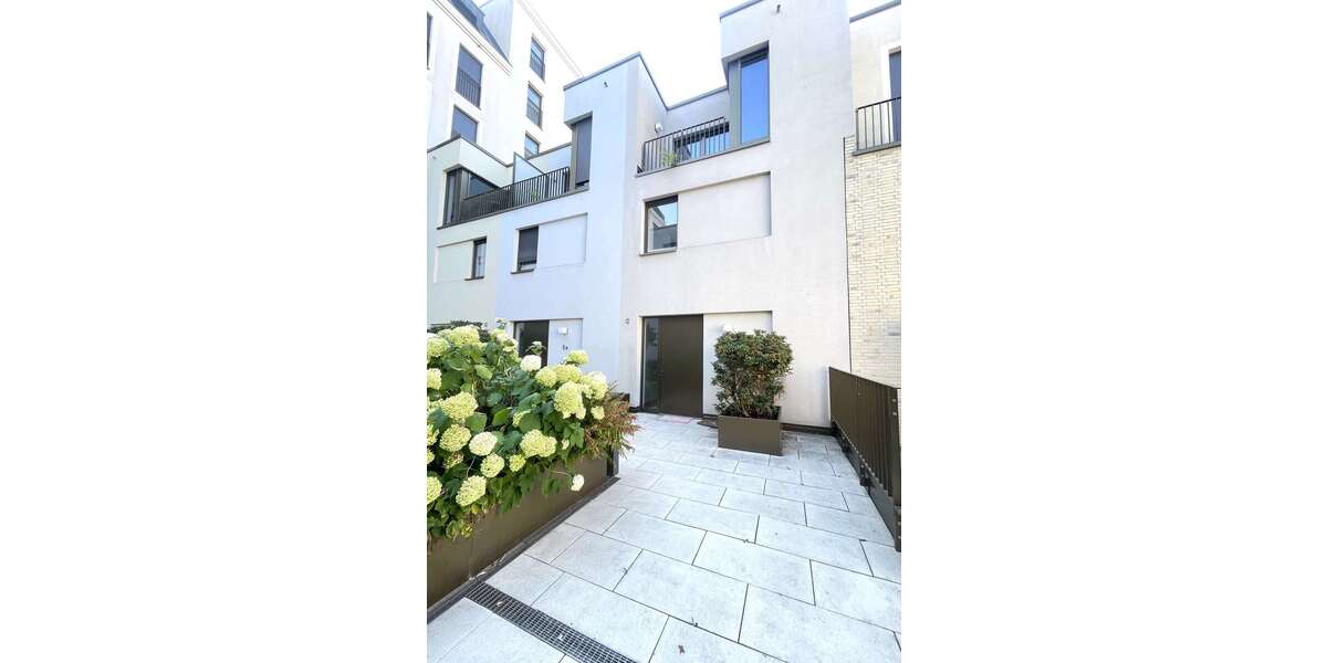 Einfamilienhaus Wiesbaden - 3 Zimmer, 110 m&sup2;, 2.150&euro; | Angebot:27091324