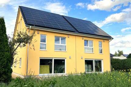 Haus zum Mieten in Leipzig 2.675 € 158 m² 6 zimmer