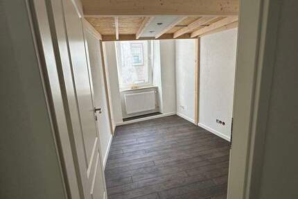 Wohnung Trier Innenstadt - 900&euro; | Angebot:25227962