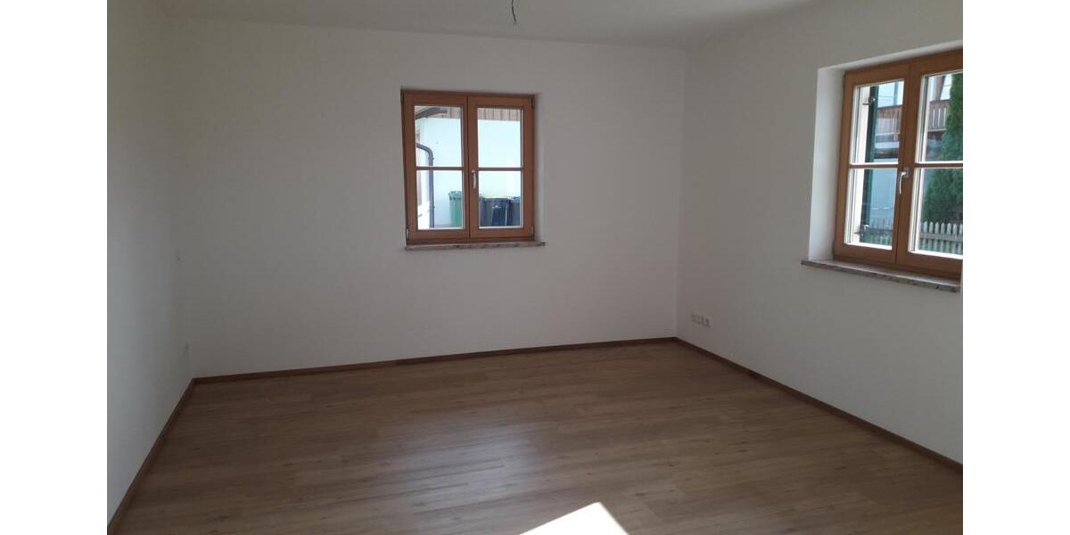 Erdgeschoßwohnung Kochel am See - 5 Zimmer, 200 m&sup2;, 2.100&euro; | Angebot:24380867