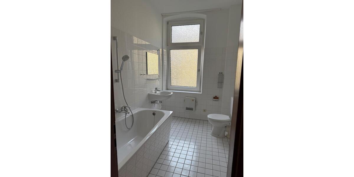 Etagenwohnung Krefeld Benrad - 1 Zimmer, 55 m&sup2;, 590&euro; | Angebot:24780158