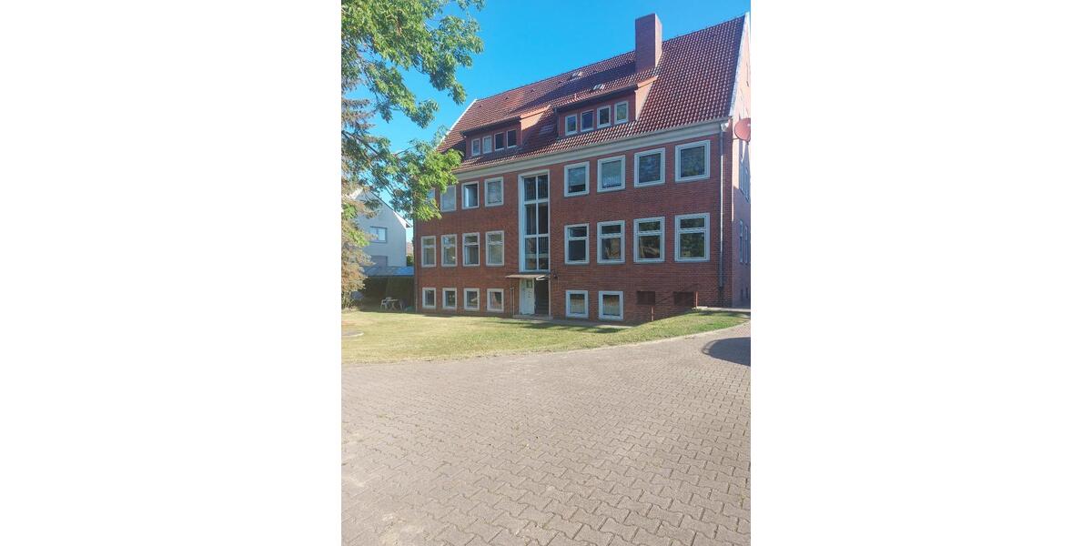 Große 2-Zimmer-Wohnung in zentraler Lage zu vermieten 2 zimmer